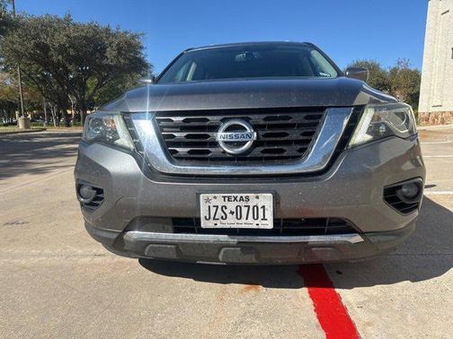2017 Nissan Pathfinder SL