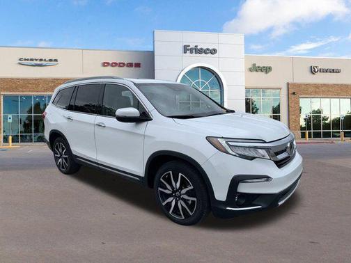 2022 Honda Pilot Touring 8-Passenger