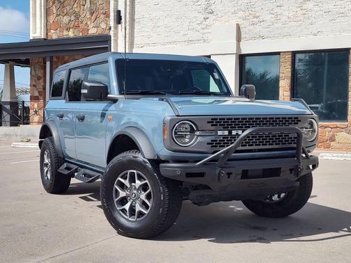 AZURE GRAY MET TRI-COAT 2023 Ford Bronco Badlands