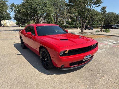 2018 Dodge Challenger SXT