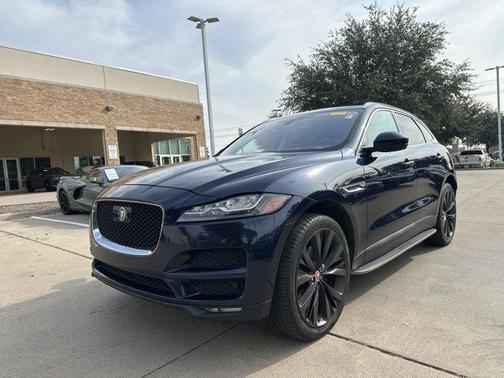 2019 Jaguar F-PACE 30t Portfolio