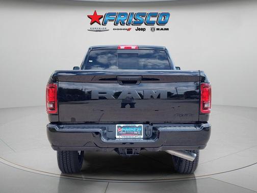 Diamond Black Crystal Pearlcoat 2026 RAM 2500 Black Express Crew Cab 4x4 6'4' Box