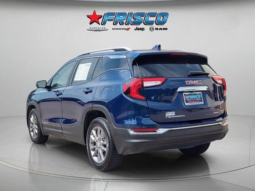 Marine Metallic 2023 GMC Terrain SLT