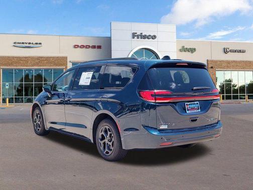 2025 Chrysler Pacifica Hybrid Premium S Appearance Pkg