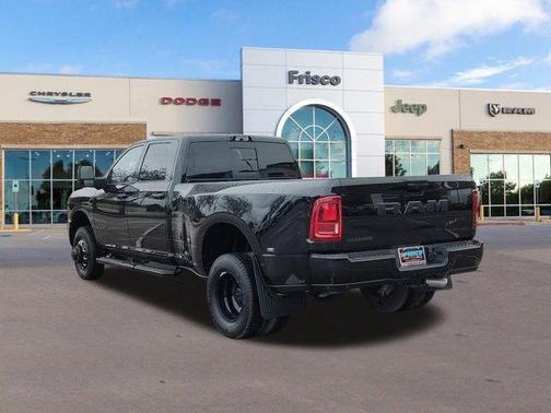 2025 RAM 3500 Laramie Crew Cab 4x4 8' Box
