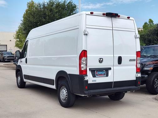 Bright White Clearcoat 2025 RAM ProMaster 3500 High Roof