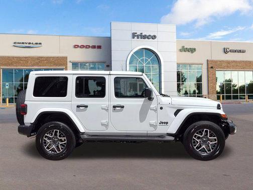 2025 Jeep Wrangler 4-Door Sahara 4x4