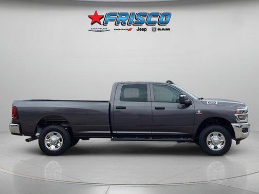2026 RAM 2500 Tradesman Crew Cab 4x4 8' Box