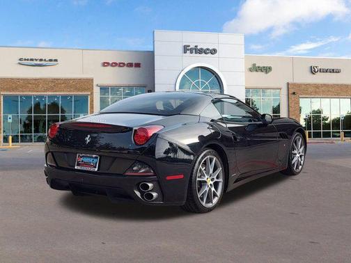 2010 Ferrari California Base