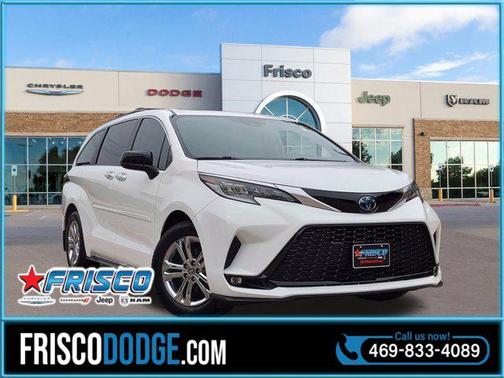 2022 Toyota Sienna XSE 7 Passenger