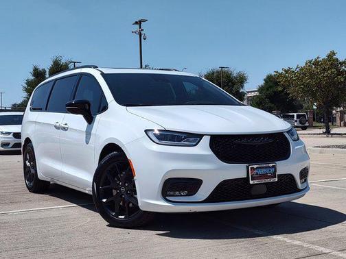 2026 Chrysler Pacifica Limited