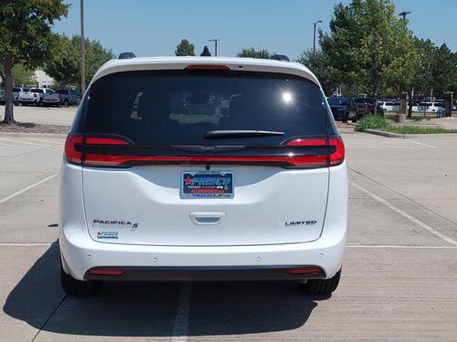 2026 Chrysler Pacifica Limited