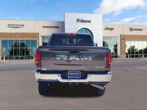 2025 RAM 2500 Tradesman Crew Cab 4x4 6'4' Box
