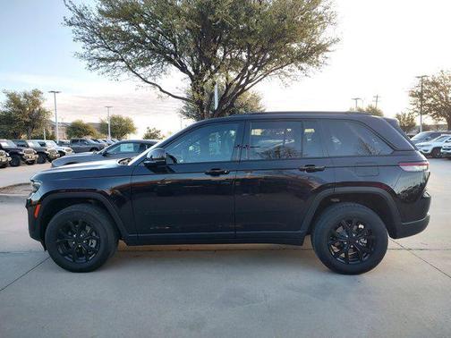 2024 Jeep Grand Cherokee Altitude