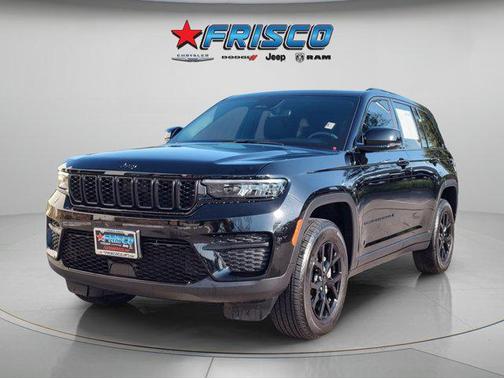 Diamond Black Crystal Pearlcoat 2024 Jeep Grand Cherokee Altitude