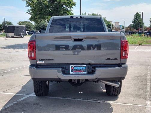 2025 RAM 2500 Laramie Crew Cab 4x4 6'4' Box