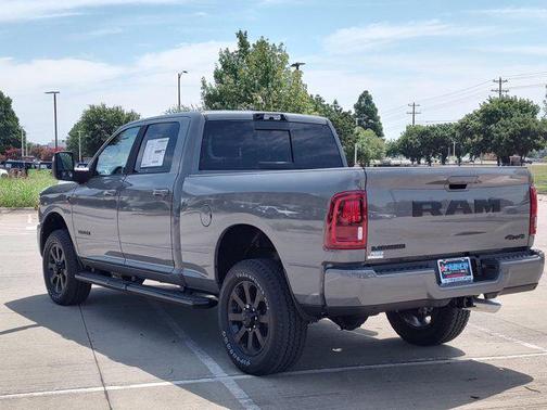 2025 RAM 2500 Laramie Crew Cab 4x4 6'4' Box