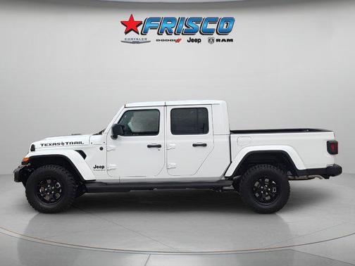 Bright White Clearcoat 2026 Jeep Gladiator Texas Trail 4x4