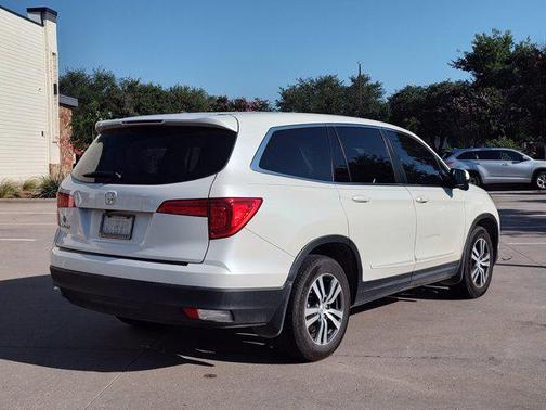 White Diamond Pearl 2016 Honda Pilot EX-L