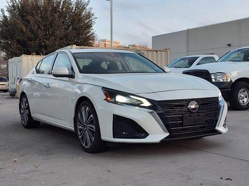 2024 Nissan Altima 2.5 SL