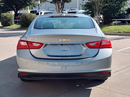 Sterling Gray Metallic 2025 Chevrolet Malibu FWD 1LT