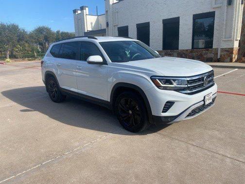 2022 Volkswagen Atlas 2.0T SE w/Technology