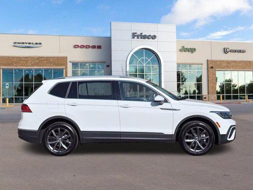 2024 Volkswagen Tiguan 2.0T SE 4MOTION