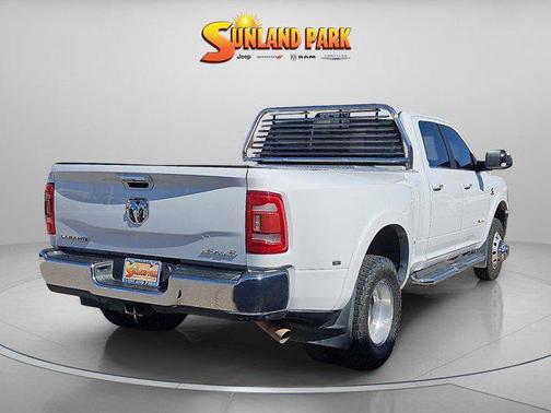 Bright White Clearcoat 2021 RAM 3500 Laramie Crew Cab 4x4 8' Box
