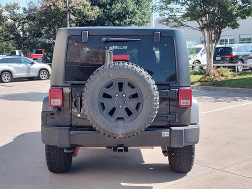 Black Clearcoat 2016 Jeep Wrangler Willys Wheeler