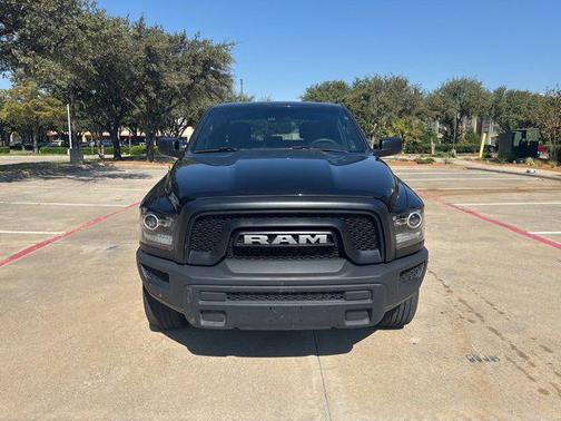 2024 RAM 1500 Classic Warlock Crew Cab 4x4 5'7' Box
