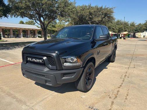 2024 RAM 1500 Classic Warlock Crew Cab 4x4 5'7' Box