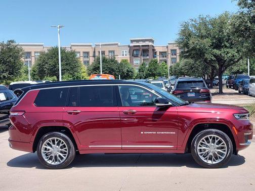 2025 Jeep Grand Cherokee L Summit