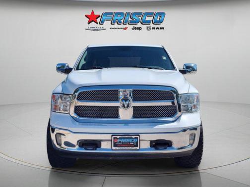 Bright White Clearcoat 2018 RAM 1500 ST