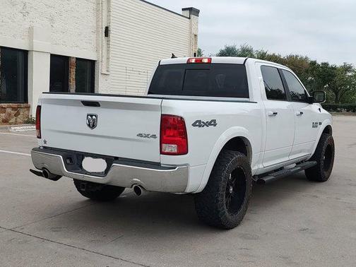 Bright White Clearcoat 2018 RAM 1500 ST