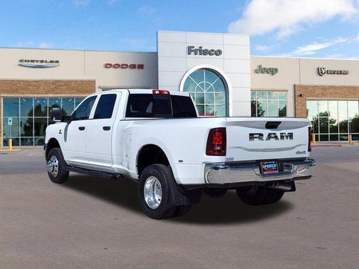 2025 RAM 3500 Tradesman Crew Cab 4x4 8' Box