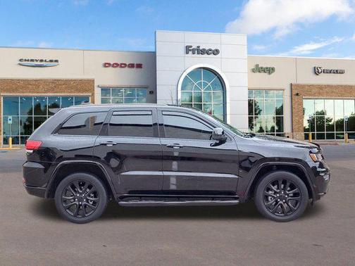 2022 Jeep Grand Cherokee Laredo