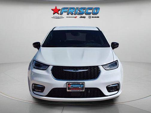 2026 Chrysler Pacifica L