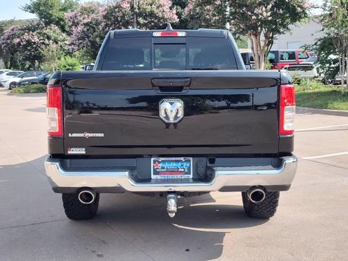 Diamond Black Crystal Pearlcoat 2021 RAM 1500 Lone Star