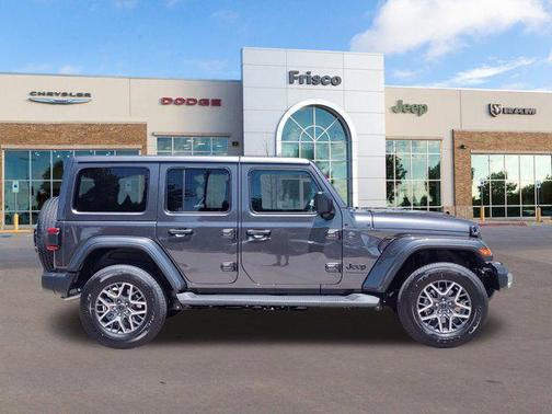 2025 Jeep Wrangler 4-Door Sahara 4x4