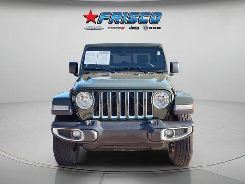 2022 Jeep Gladiator Overland