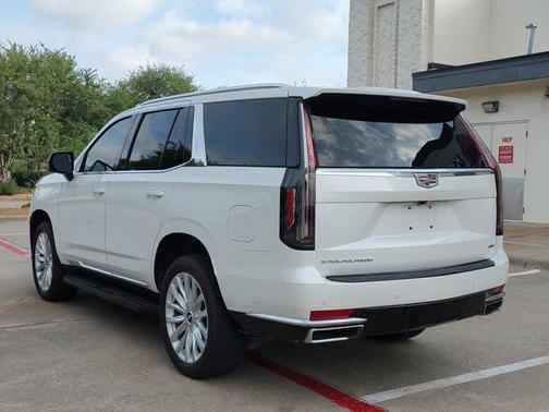 Crystal White Tricoat 2024 Cadillac Escalade Luxury