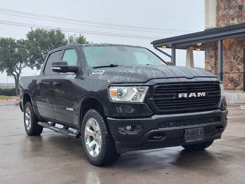 Diamond Black Crystal Pearlcoat 2021 RAM 1500 Lone Star