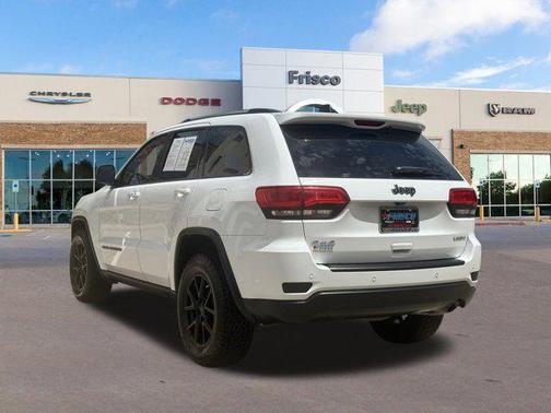 2017 Jeep Grand Cherokee Laredo