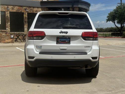 2017 Jeep Grand Cherokee Laredo