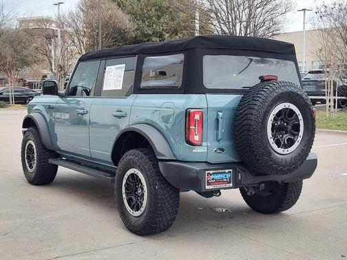 2022 Ford Bronco Outer Banks