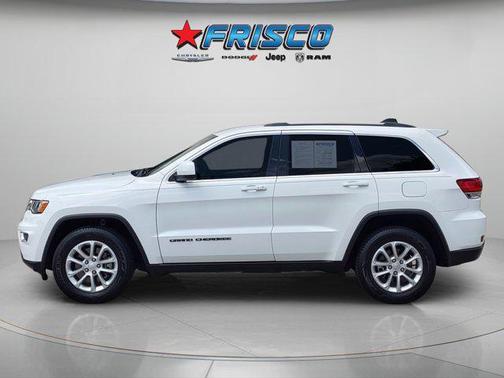 Bright White Clearcoat 2021 Jeep Grand Cherokee Laredo