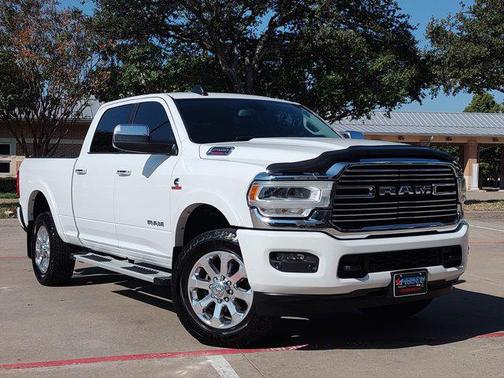 2022 RAM 2500 Laramie Crew Cab 4x4 6'4' Box