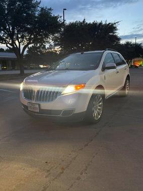 2014 Lincoln MKX Base
