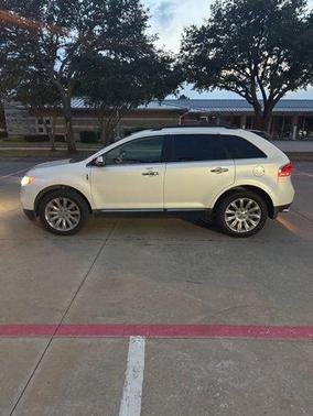2014 Lincoln MKX Base