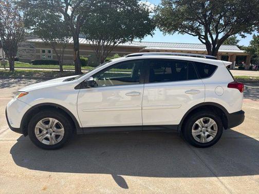 2014 Toyota RAV4 LE